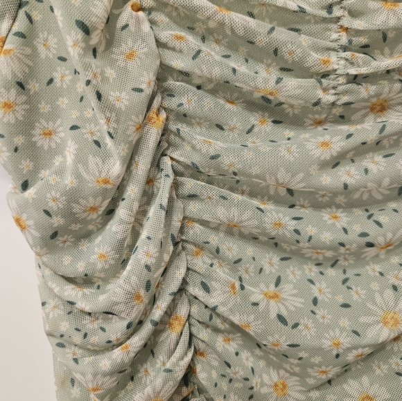 No Boundaries girls Large (11-13) Green shirt - Picture 2 of 12